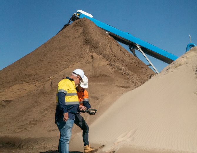 Burdetts-Sand-Stockpile-670x520