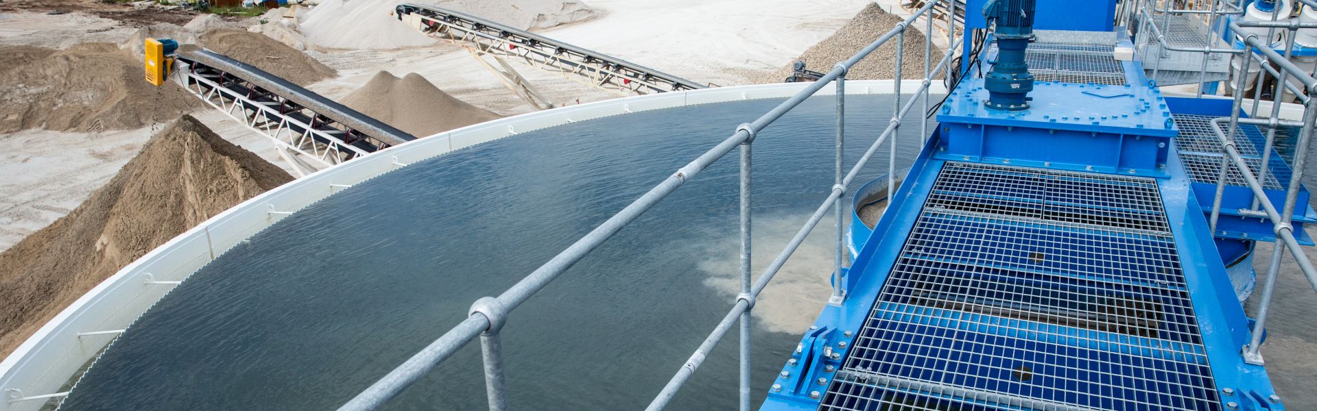 Espesador AquaCycle™ para la gestión de agua en la etapa primaria