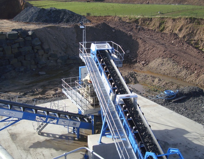 Oversize-to-crusher-on-Skene-washing-plant-670x520