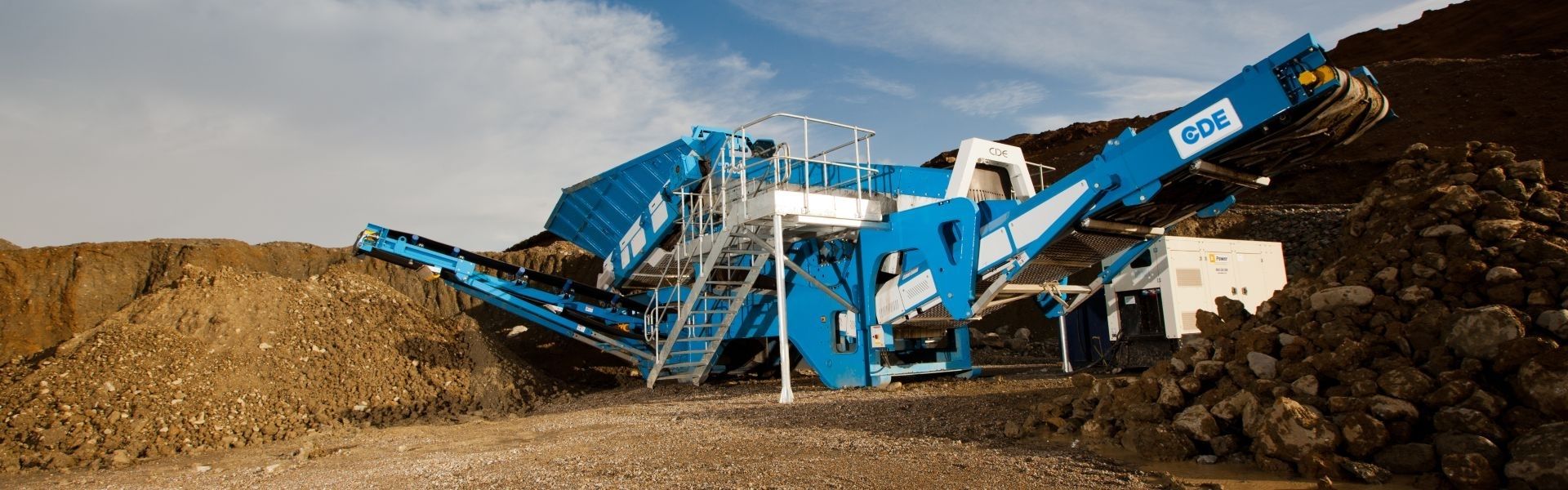 R-SERIES™ PRIMARY SCALPING SCREEN